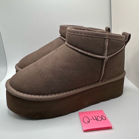 CUSHIONAIRE Women's Genuine Suede pull platform boot +Memory Foam 7.5 TAUPE - Picture 3 of 8